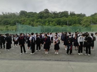 いつものように集合時間より早く集まりました。余裕をもって予定時間よりも早く学校を元気に出かけることができました。